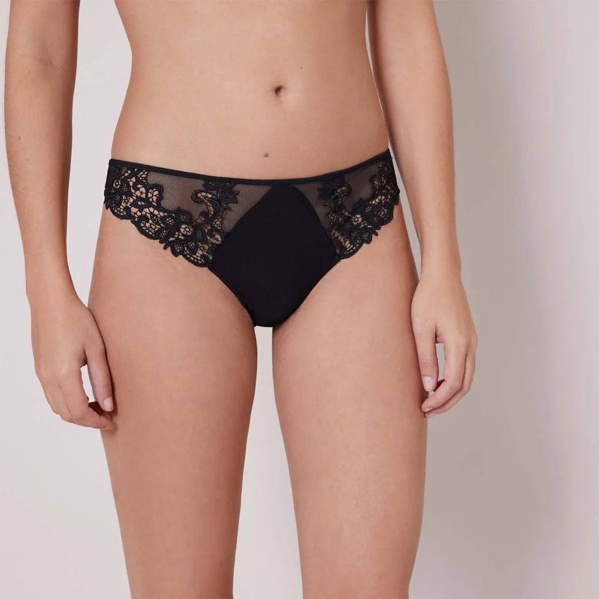 Simone Perele Thong - Saga - Black